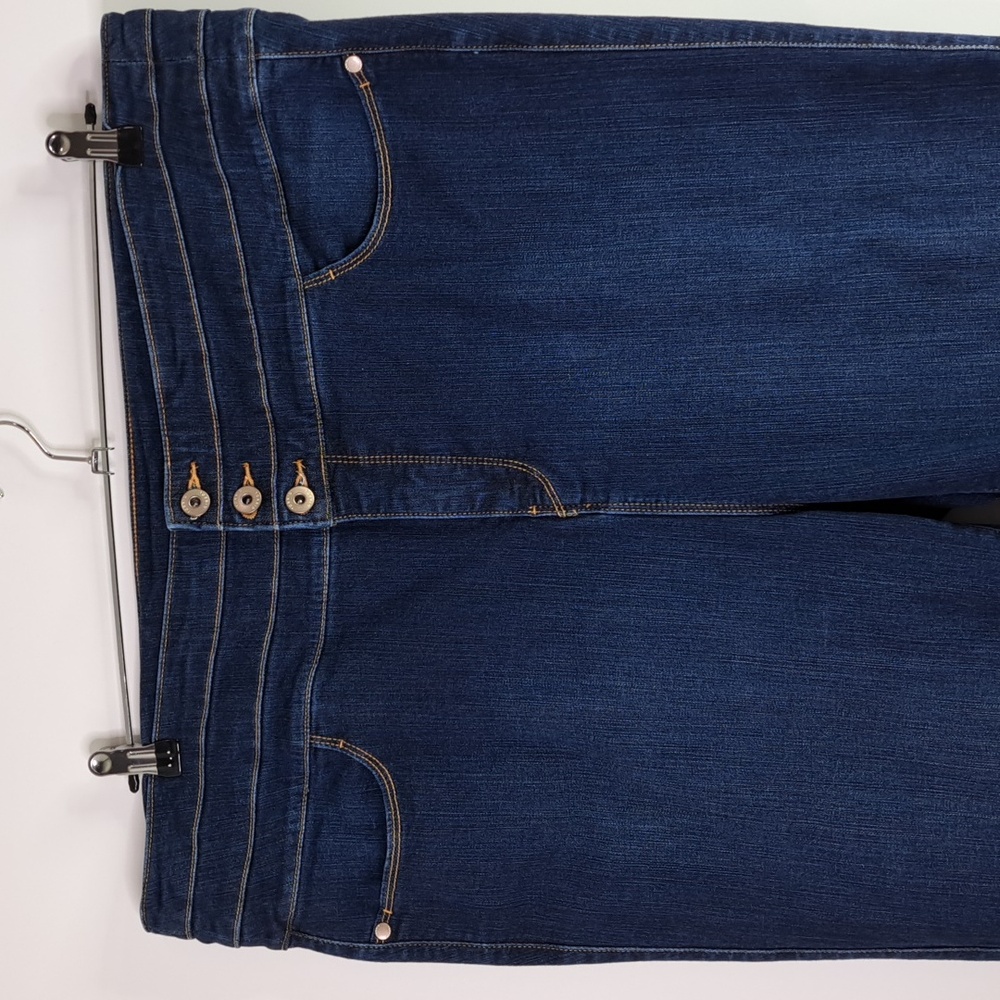 Torrid #Feel The Fit Wide Waistband High-Rise Stretch Jean Capri Size 22